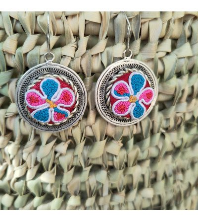 embroidered flower filigree earrings