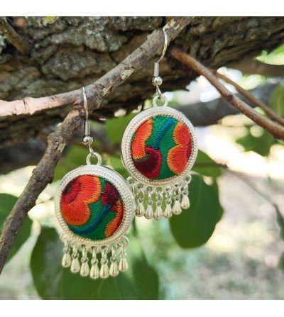 Boucles brodées Miao